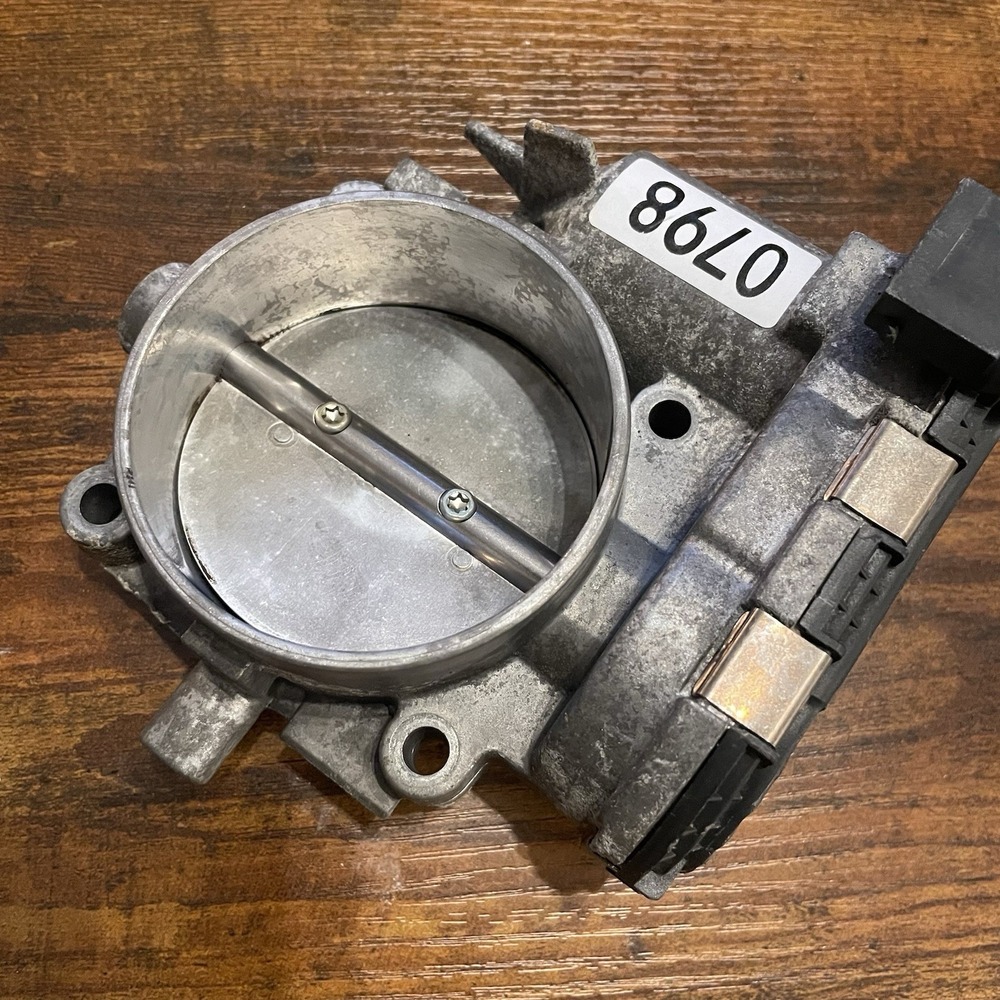 Mercedes W211 E350 CLK500 S400 Throttle Body 1131410125 Bosch #️⃣0798